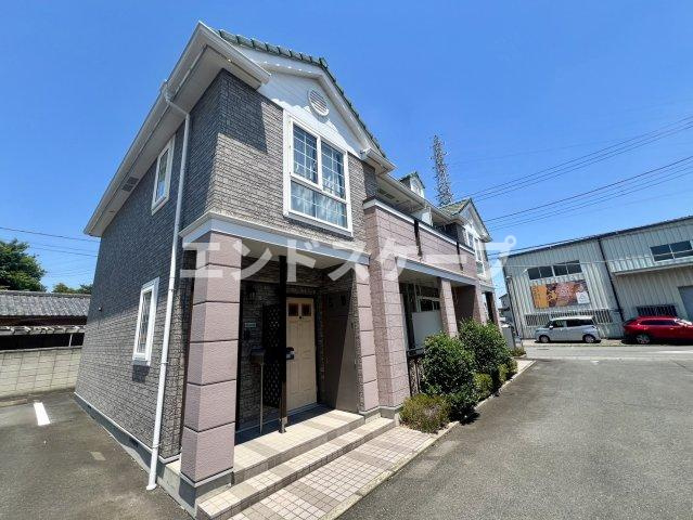 メゾンサンローゼＢ