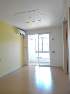 【居間・リビング】 | グラン・シャリオＡ