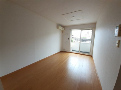 【居間・リビング】 | プラム・ジェルメ