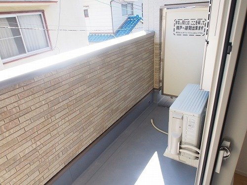 メゾンサンライズのバルコニー