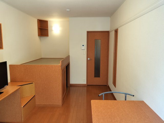 レオパレス三ッ沢上町Ⅱの居間・リビング|家具家電はメーカー等が異なる場合がございます。