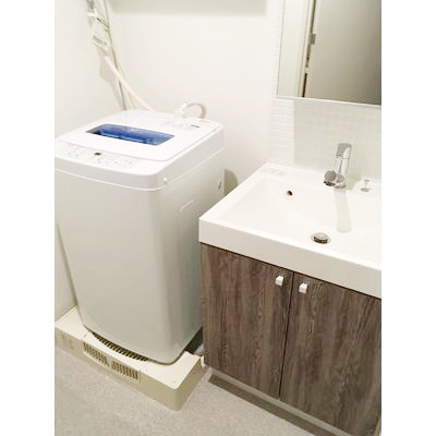 ZOOM横濱EASTの内装