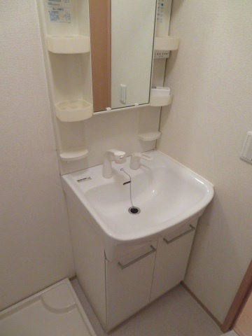 メルベーユ高井田の洗面所