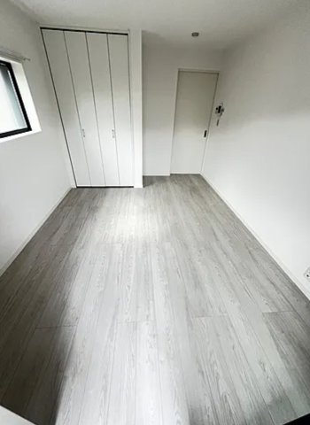 ★HP限定物件★　大阪府堺市堺区　新築1棟アパートの洋室