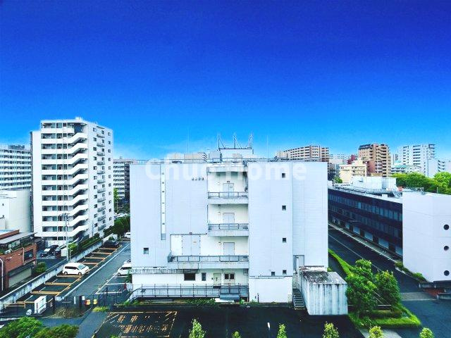 葛西パークサイドハイツの展望|手を伸ばせば、ふれることが出来そうな環境が、そのままインテリアになったような印象です。その豊かな眺望にふさわしい空間には、通風・採光にも優れ、心地よい光と風があふれています