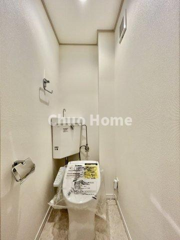 葛西パークサイドハイツのトイレ|【トイレ】 温水洗浄便座機能付きトイレ。温水洗浄便座は清潔にお使いいただくための大切なアイテムです。