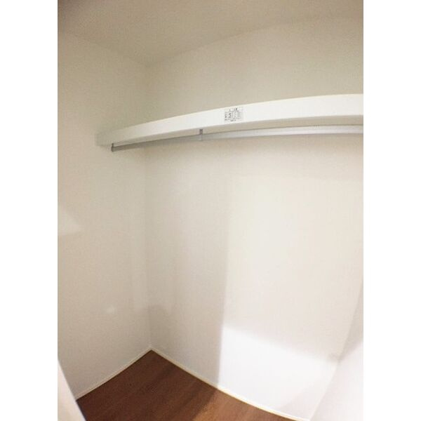 アンソレイユ源兵衛町の収納