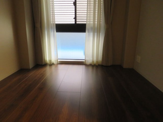 【洋室】 | アトラスシティ千歳烏山グランスイート風の棟