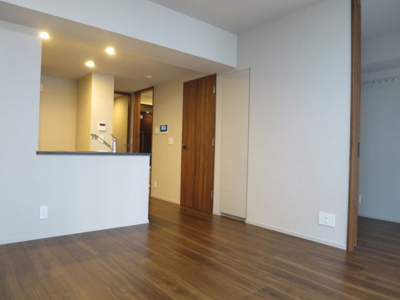 【内装】 | アトラスシティ千歳烏山グランスイート風の棟