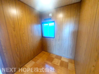 【収納】 | 宝塚市逆瀬台６丁目中古戸建ゆったり４SLDK | 2階納戸です♪季節家電などの収納場所としても重宝しますね！