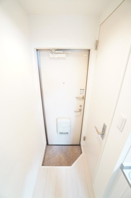 【玄関】 | シェンヌ千葉中央 | ※同物件・同タイプの写真です。