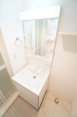 【独立洗面台】 | シェンヌ千葉中央 | ※同物件・同タイプの写真です。