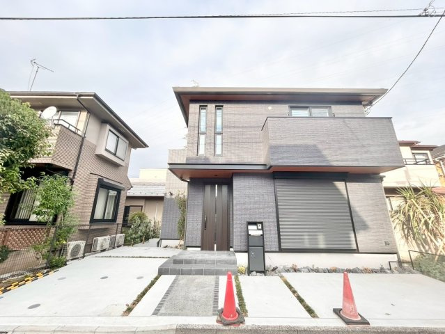 世田谷区成城2丁目　新築戸建