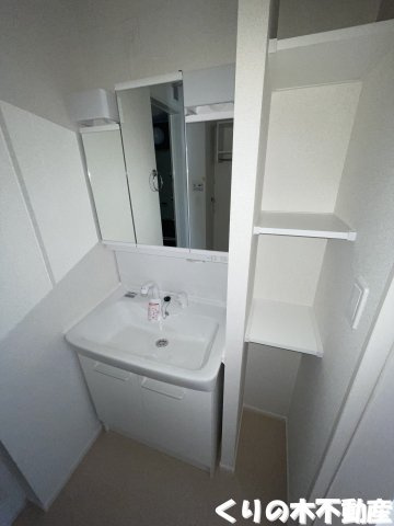 【洗面所】 | クラール東村　Ａ | コンパクトで使いやすい洗面所