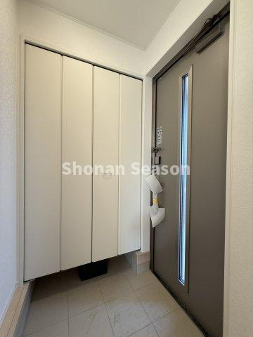 【玄関】 | 大容量収納可能なシューズＢＯＸできれいな玄関をキープできます◎