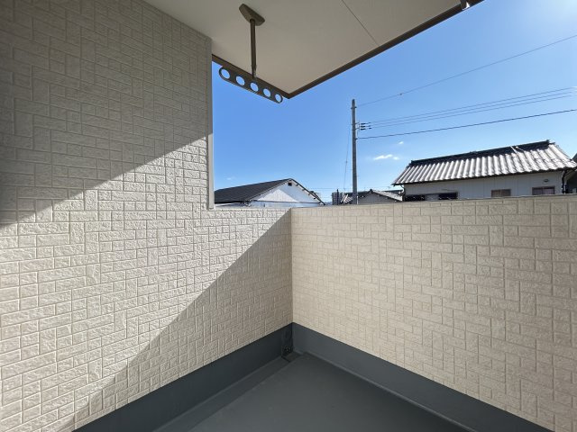 高知市旭天神町　新築建売③の前面道路含む現地写真