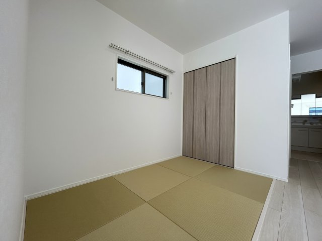 高知市旭天神町　新築建売③のキッチン|※施工事例です。実際とは異なります。