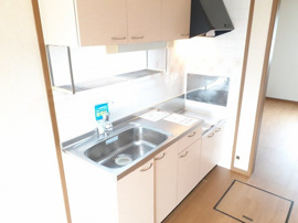 コンパクトなキッチンで掃除もラクラク