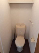 コンパクトで使いやすいトイレです