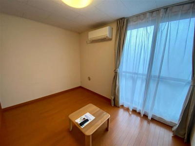 【居間・リビング】 | レオパレスピュア | 使いやすい居間です