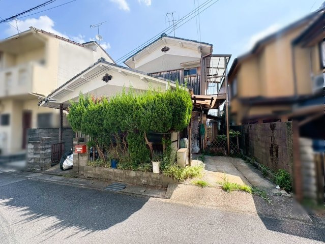 川島粟田町　建築条件無土地の外観