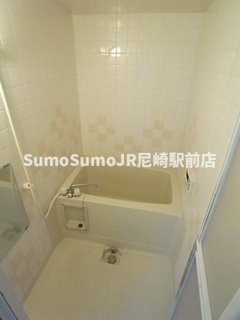 オークヴィラ園田の浴室|ゆったり過ごせるお風呂です