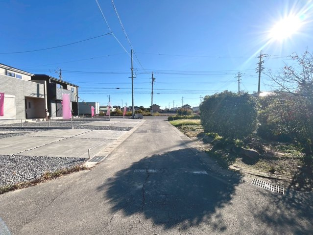 リーブルガーデン　一宮市北方町中島　全3区画分譲の前面道路含む現地写真|■前面道路　■ヤマダ不動産　株式会社リライフ　
■夢のマイホーム購入をフルサポートします！