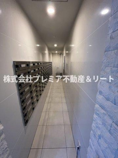 【エントランス】 | 1Fに集合郵便受があります。