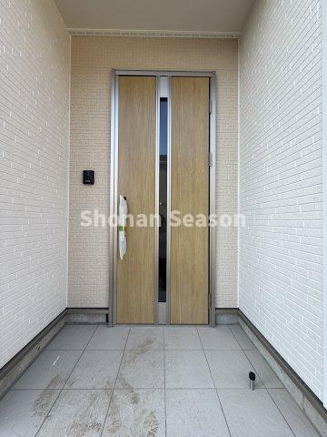 【玄関】 | 内覧の際には新生活をイメージしながら隅々までご覧くださいね♪