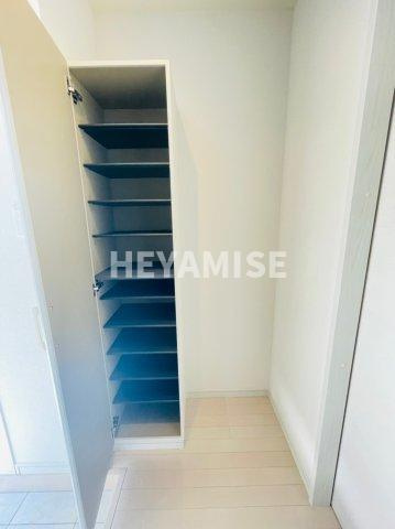 modern palazzoグランMの玄関|※反転間取りの別のお部屋の写真です※