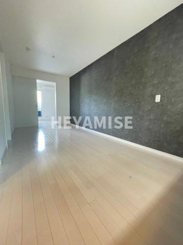 modern palazzoグランMの居間・リビング|※反転間取りの別のお部屋の写真です※