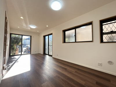 【居間・リビング】 | 戸塚区原宿戸建て