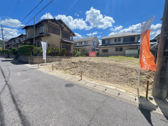 COLORSグリーンヒル　大津市青山2丁目　限定1区画の前面道路含む現地写真