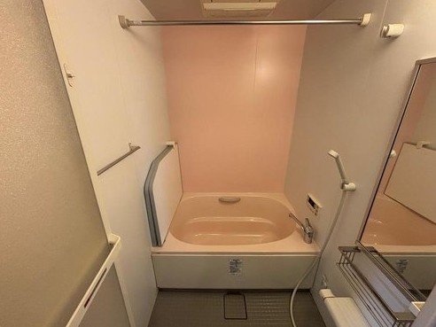 【浴室】 | K22064-待鳳