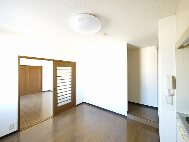 米田マンションの内装|おしゃれなリビングです
