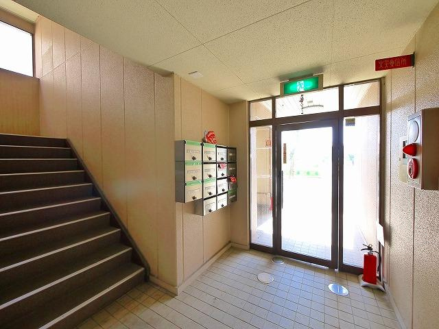 米田マンションのエントランス|清潔なエントランスです