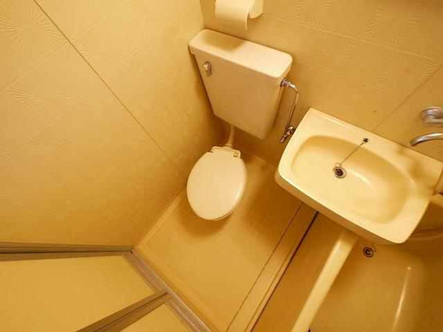 米田マンションのトイレ|落ち着いたトイレです