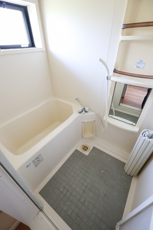 コーポサクラメントの浴室