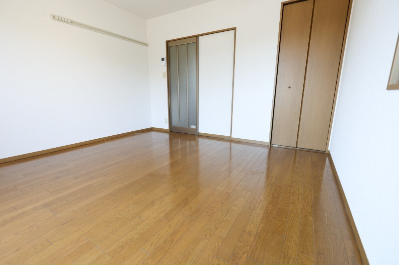 コーポサクラメントの洋室