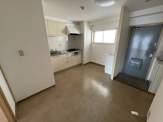 第一荻島ユニティビルの居間・リビング|別号室参考写真です。