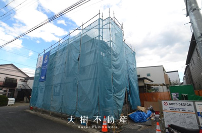 【外観】 | 海老名市上郷３丁目　新築戸建て　全1棟【仲介手数料無料】 | ※令和7年11月上旬に撮影□■当社なら諸費用を最大限削減できます■□