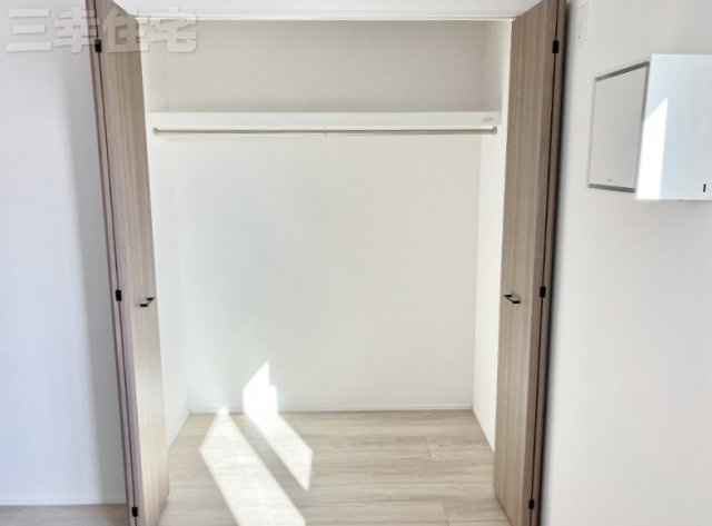 碧南市入船町の収納|洋室の収納