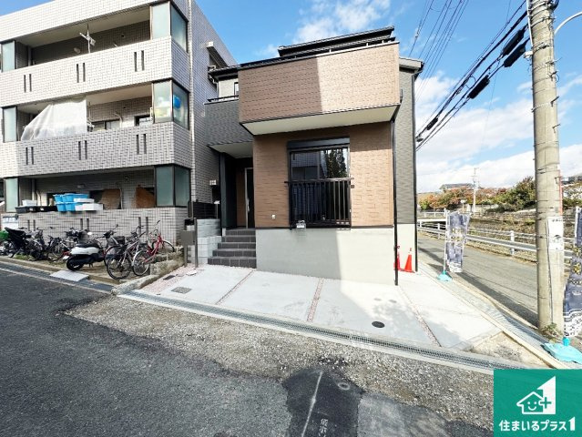 豊中市桜の町　第6期　新築一戸建ての外観|お客様に長く安心して住んでいだだける事にこだわった家づくり！住んでからのアフターサービスにもしっかりと取り組んでいます！