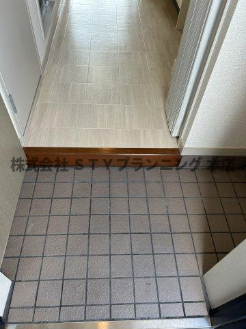 仲介手数料０円！フォーシーズンの玄関