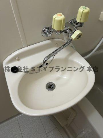 仲介手数料０円！フォーシーズンの洗面所