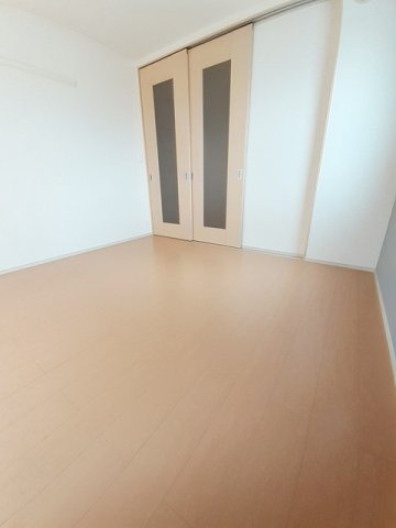 アレーズ　Ｂの居間・リビング|明るい室内です☆