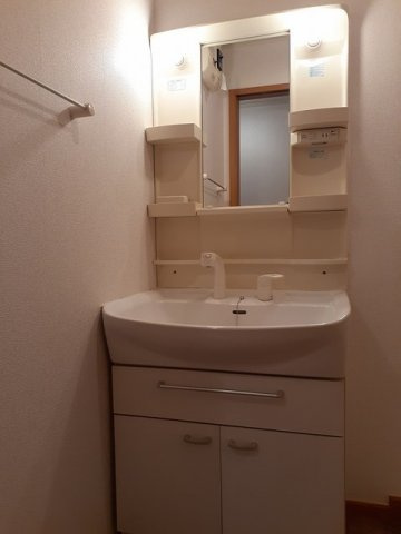 スウィートノーブルＢの洗面所