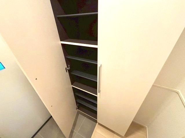 リ・ソレイユの収納