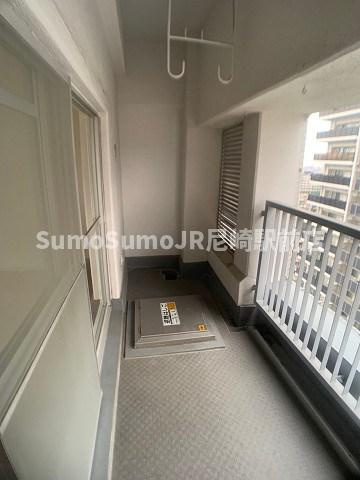 塚口さんさんタウン2番館のバルコニー|広々としたバルコニーです