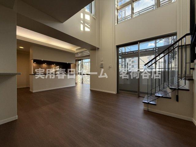 【居間・リビング】